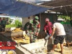 Koramil 0826-10 Waru Gotong-royong Bangunan Rumah Bersama Warga