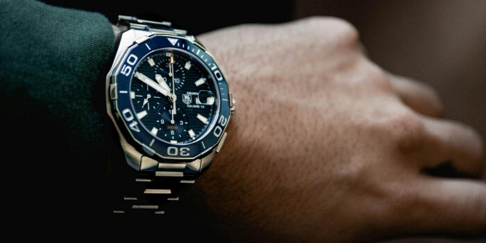 6 Rekomendasi Merk Jam Tangan Analog Pria Terbaik, Temukan di Blibli!