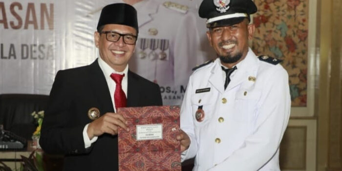 Pemdes Jalmak Ucapkan Selamat Atas Pengukuhan SK Perpanjangan Masa Jabatan Kades Abdillah Setiyawan