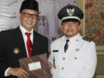 Pemdes Toronan Ucapkan Selamat Atas Pengukuhan SK Perpanjangan Masa Jabatan Kades Mohammad Sa'ie 10 Pemdes Toronan Ucapkan Selamat Atas Pengukuhan SK Perpanjangan Masa Jabatan Kades Mohammad Sa’ie