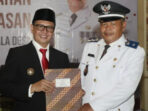 Pemdes Pamaroh Ucapkan Selamat Atas Pengukuhan SK Perpanjangan Masa Jabatan Kades Asy Ari 10 Pemdes Pamaroh Ucapkan Selamat Atas Pengukuhan SK Perpanjangan Masa Jabatan Kades Asy Ari
