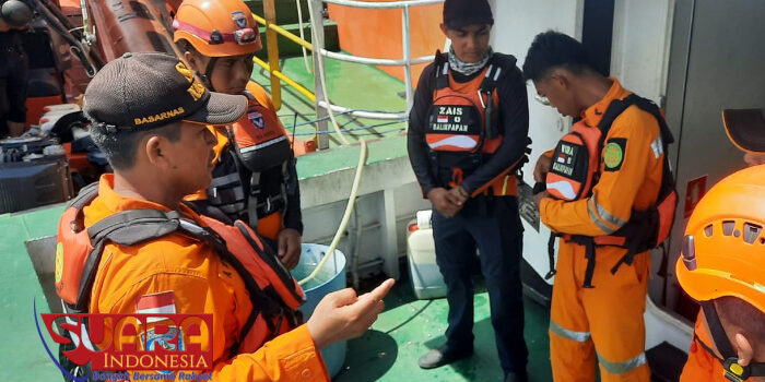 Diduga Diterkam Buaya, Seorang Pria Lenyap Diatas Kapal Klotok