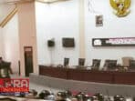 Pj Bupati Sampang Sampaikan Nota Penjelasan Terkait RPJPD 2025-2045, BumDes dan Aset Desa Dalam Sidang Paripurna DPRD Sampang 12 Pj Bupati Sampang Sampaikan Nota Penjelasan Terkait RPJPD 2025-2045, BumDes dan Aset Desa Dalam Sidang Paripurna DPRD Sampang