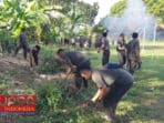 Wujudkan Lingkungan Sehat, Kodim 0826/Pamekasan Laksanakan Kegiatan Jum'at Bersih di Lapangan Sadengdeng 13 Wujudkan Lingkungan Sehat, Kodim 0826/Pamekasan Laksanakan Kegiatan Jum’at Bersih di Lapangan Sadengdeng