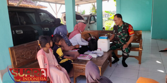 Babinsa Jambaringin Peduli Kesehatan Anak Sebagai Generasi Penerus Bangsa