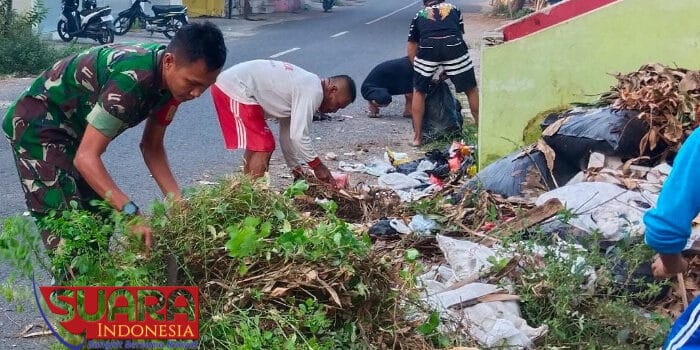 Wujudkan Lingkungan Sehat dan Bersih, Babinsa Koramil 0826-05 Larangan Kerja Bhakti Bersihkan Sampah