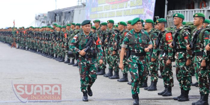 Dua Batalyon Satgas Pamtas RI – Malaysia Tiba di Pelabuhan Semayang Balikpapan