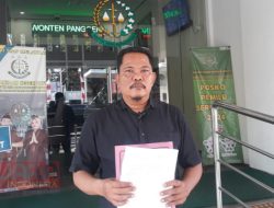 Dinilai Tidak Transparan Pengelolaan Anggaran, Kades Tlogosari Dilaporkan ke Kejari Pati