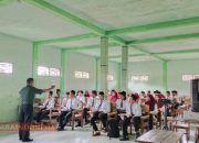 Peltu Abdus Syukur Berikan Materi Membangun Kepribadian Unggul pada Mahasiswa STIKIS Al-Mardiyyah 14 Peltu Abdus Syukur Berikan Materi Membangun Kepribadian Unggul pada Mahasiswa STIKIS Al-Mardiyyah