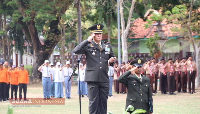 Dandim 0826/Pamekasan Pimpin Upacara Hari Pahlawan di Pendopo Kabupaten Pamekasan