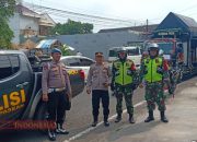 TNI Kawal Distribusi Logistik Pilkada di Kecamatan Pasean untuk Pastikan Keamanan dan Kelancaran 9 TNI Kawal Distribusi Logistik Pilkada di Kecamatan Pasean untuk Pastikan Keamanan dan Kelancaran