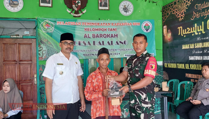 Babinsa Desa Palalang Dampingi Pembagian 400 Alat Pertanian untuk Tingkatkan Produktivitas Petani