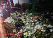 Sampah Berserakan di TPS Jalan Raya Pamekasan-Sumenep, DLH Sumenep Ungkap Penyebabnya