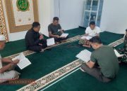 Anggota Kodim 0826/Pamekasan Gelar Tadarus Al-Quran di Bulan Suci Ramadhan 11 Anggota Kodim 0826/Pamekasan Gelar Tadarus Al-Quran di Bulan Suci Ramadhan