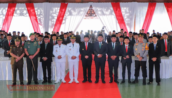 Hadiri Serah Terima Jabatan Bupati Pamekasan, Dandim Pamekasan Siap Dukung Pembangunan Pamekasan