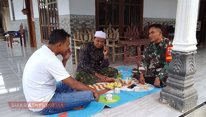 Lebaran, Serda Zainullah Silaturahmi Bareng Tokoh Masyarakat
