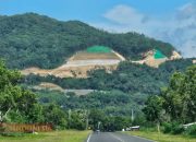 Menteri ATR/BPN Serahkan 811 Sertipikat Hasil Konsolidasi Tanah di Parangtritis Bantul