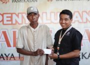 Bantu Masyarakat Kurang Mampu, Yayasan Cahaya Ummat Salurkan 2.000 Zakat Mal
