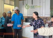 Bentuk Kepedulian Sosial RSIA Puri Bunda Madura, Bagikan 210 Paket Daging Kurban kepada Warga