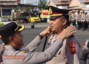 Kapolres Tanjab Barat Pimpin Upacara Kenaikan Pangkat 29 Personel Polres