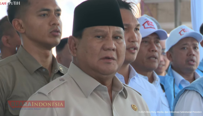 Menteri Nusron Dampingi Presiden Prabowo Resmikan 80.000 Koperasi Desa Merah Putih