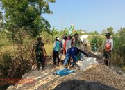 TMMD ke-125 Kodim 0826/Pamekasan Bangun Jembatan Penghubung Antar Dusun di Larangan Slampar