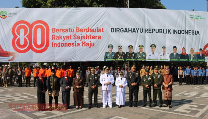 Bupati Blora Apresiasi Paskibraka, Merah Putih Berkibar Gagah di HUT ke-80 RI