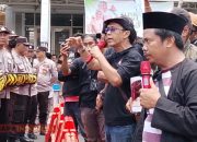 Orator Aksi Ketua dan Sekretaris Formabes Saat Demo di RS Nindhita All Out Bela Kemanusiaan