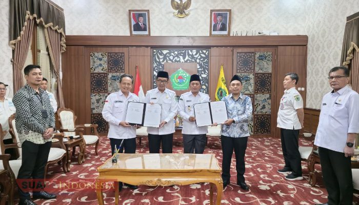 Pemkab Pamekasan Teken MoU dengan PLN UP3 Madura dan BPN, Bupati Kholilurrahman Harap Tingkatkan PAD