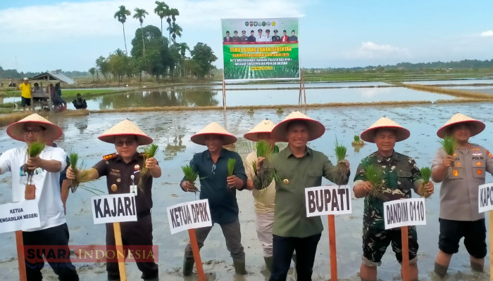 Di Temu Lapang Serentak Tanam, Bupati Safaruddin Paparkan Hasil Lobi ke Pemerintah Pusat 1 IMG 20251101 112415