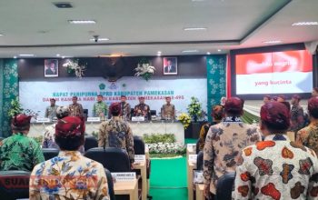 DPRD Gelar Sidang Paripurna Peringatan Hari Jadi Pamekasan ke-495 dengan Nuansa Bahasa Madura 3 IMG 20251104 183154