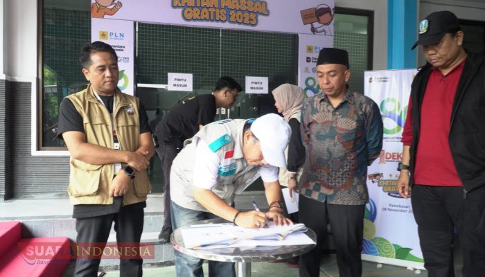 PLN UP3 Madura Gelar Khitanan Massal Gratis untuk 100 Anak Dhuafa Jelang Hari Pahlawan
