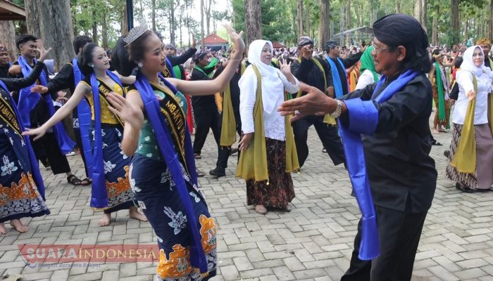 Puncak Blora Culture Festival 2025: Ribuan Penari Tayub Massal Pukau Goa Terawang