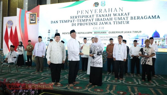 Serahkan 2.532 Sertipikat Tanah Wakaf dan Rumah Ibadah, Menteri Nusron Gagas Percepatan Sertipikasi melalui Kolaborasi