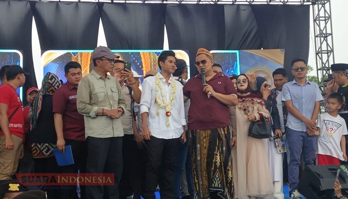 Konser Valen DA7 Disaksikan Ribuan Penonton, Valen Sampaikan Terima Kasih kepada PT Bawang Mas Group