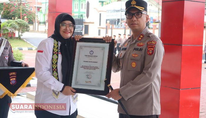 Polres Kutai Barat Raih Penghargaan Pertama dari TRCPPA Indonesia, Luncurkan Podcast Perdana se-Kaltim