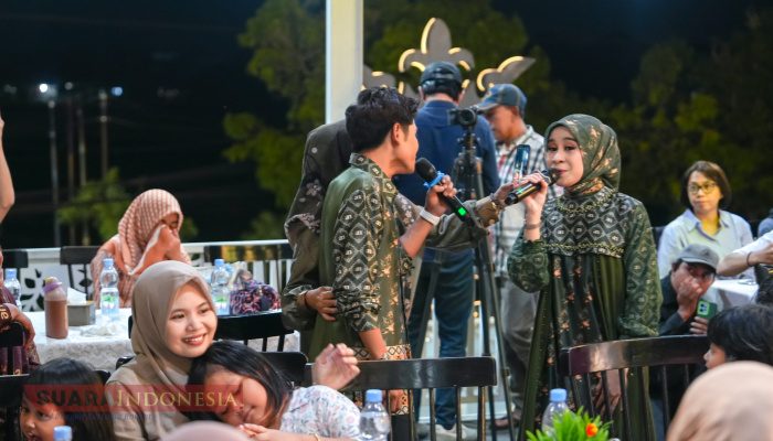 Arinna Cafe & Resto Hadirkan Valen dan Mila DA7, Suguhkan Hiburan Live Music untuk Pengunjung