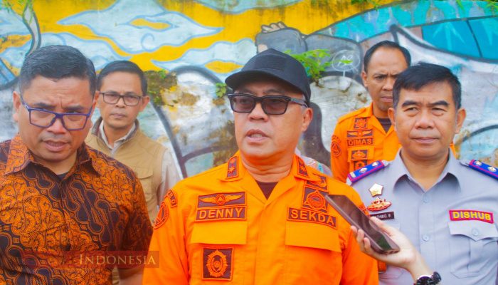 Cuaca Ekstrem Picu Keretakan Jalan Saleh Danasasmita, Dedie Rachim Instruksikan Penutupan Jalur