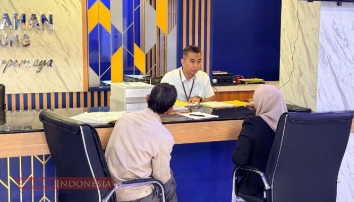 Manfaatkan Layanan PELATARAN, Masyarakat Urus Informasi Pertanahan di Hari Libur