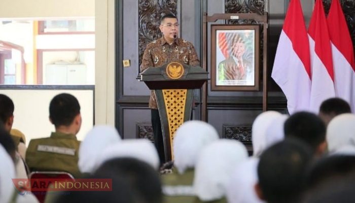 KKN Pertanahan Dinilai Sejalan Arahan Presiden, Wamen Ossy Tekankan Peningkatan SDM sebagai Fondasi Pembangunan