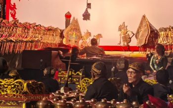 Ribuan Warga Hadiri Pagelaran Wayang Kulit Semalam Suntuk Polda Kaltim di BSCC Dome Balikpapan 4 IMG 20260214 140526