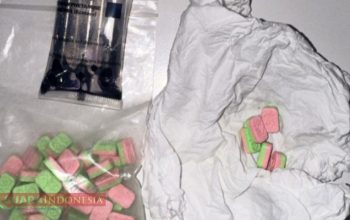 Polda Kaltim Amankan Anak di Bawah Umur Pembawa 50 Butir Ekstasi di Samarinda 3 IMG 20260214 232630