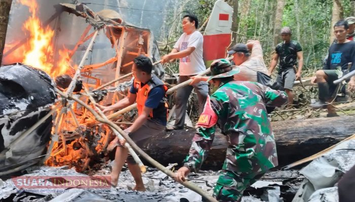 Pesawat Pelita Air Jatuh di Pegunungan Krayan, Prajurit Kodam VI/Mulawarman Gerak Cepat Evakuasi Korban