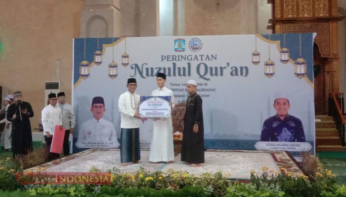 Safari Ramadan, Wali Kota Balikpapan Serahkan Bonus Ratusan Juta bagi Hafiz Internasional dan Hibah untuk Masjid