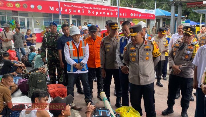 Pastikan Kelancaran Arus Mudik, Kapolda Kaltim Tinjau Kesiapan Posko Pengamanan di Bandara dan Pelabuhan