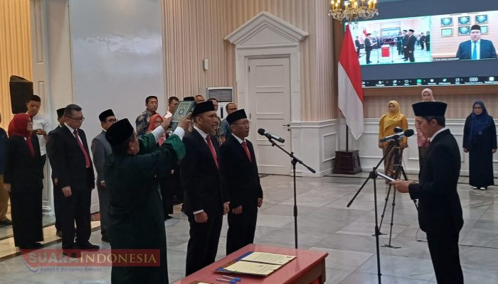Dedie Rachim Lantik Tiga Direksi Perumda Tirta Pakuan, Tekankan Akselerasi Pelayanan dan Proyek IPAL