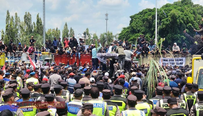 Ribuan Petani Tebu Blora Aksi Damai, Desak Kepastian Operasional PG GMM