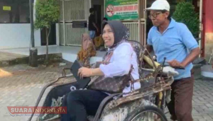 Direktur RSUD dr. H. Moh. Anwar Sumenep Gunakan Becak, Dorong Efisiensi Energi dan Kepedulian Sosial