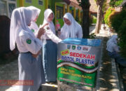 Jaga Kebersihan dan Cintai Bumi, SMAN 3 Sampang Biasakan Siswanya Lakukan Sedekah Sampah Plastik