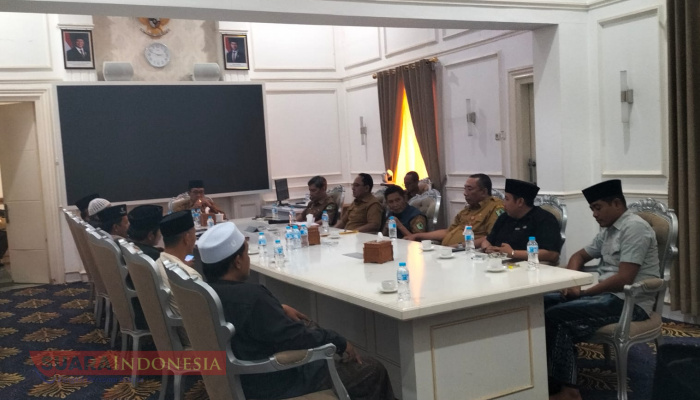 Bupati Pamekasan Tegaskan Tolak Pembangunan Indomaret di Palengaan, Hormati Aspirasi Masyarakat dan Pesantren